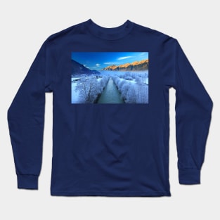 Worlds apart Long Sleeve T-Shirt